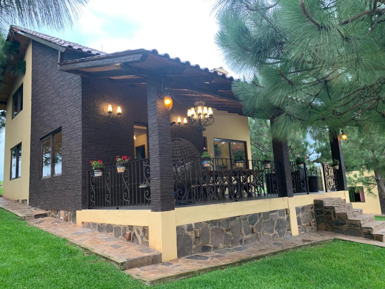Cabana No.6 Puerta Del Bosque Mazamitla. ภายนอก รูปภาพ
